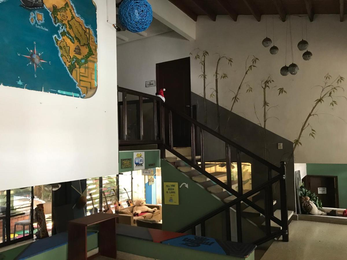 Culturahumana Guesthouse Панама Сити Екстериор снимка
